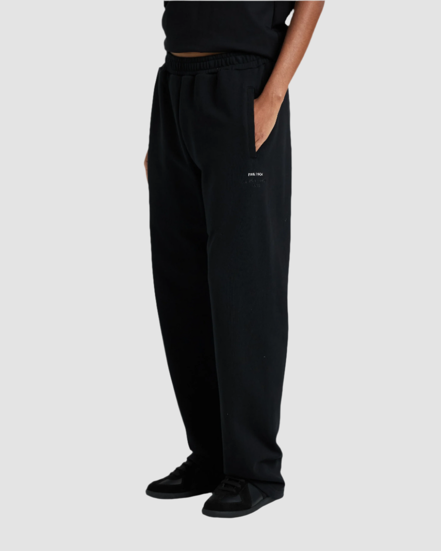 FIFA 1904 STACKED SWEATPANTS - RUE SAINT HONORÉ