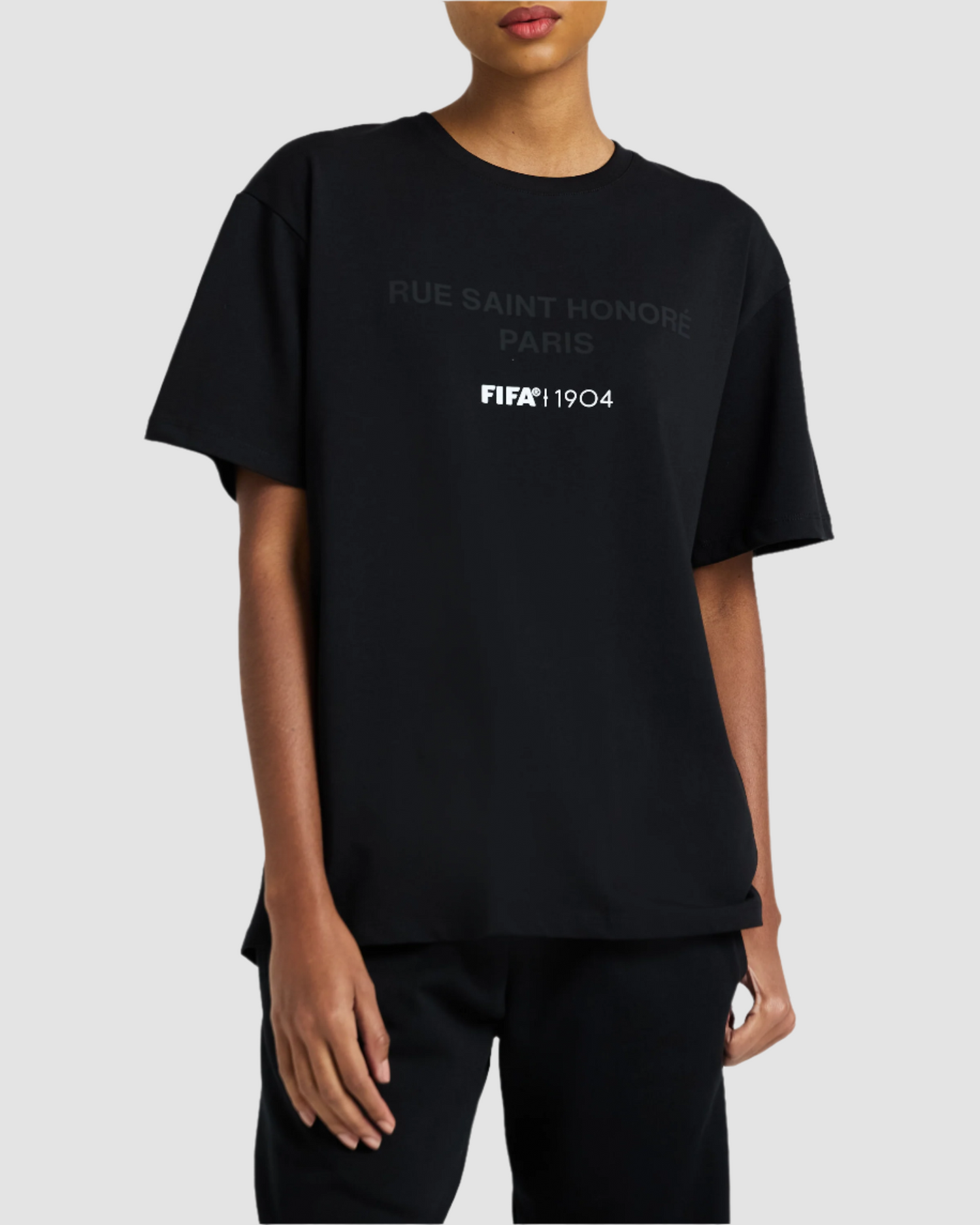 FIFA 1904 STACK GRAPHIC TEE - RUE SAINT HONORÉ