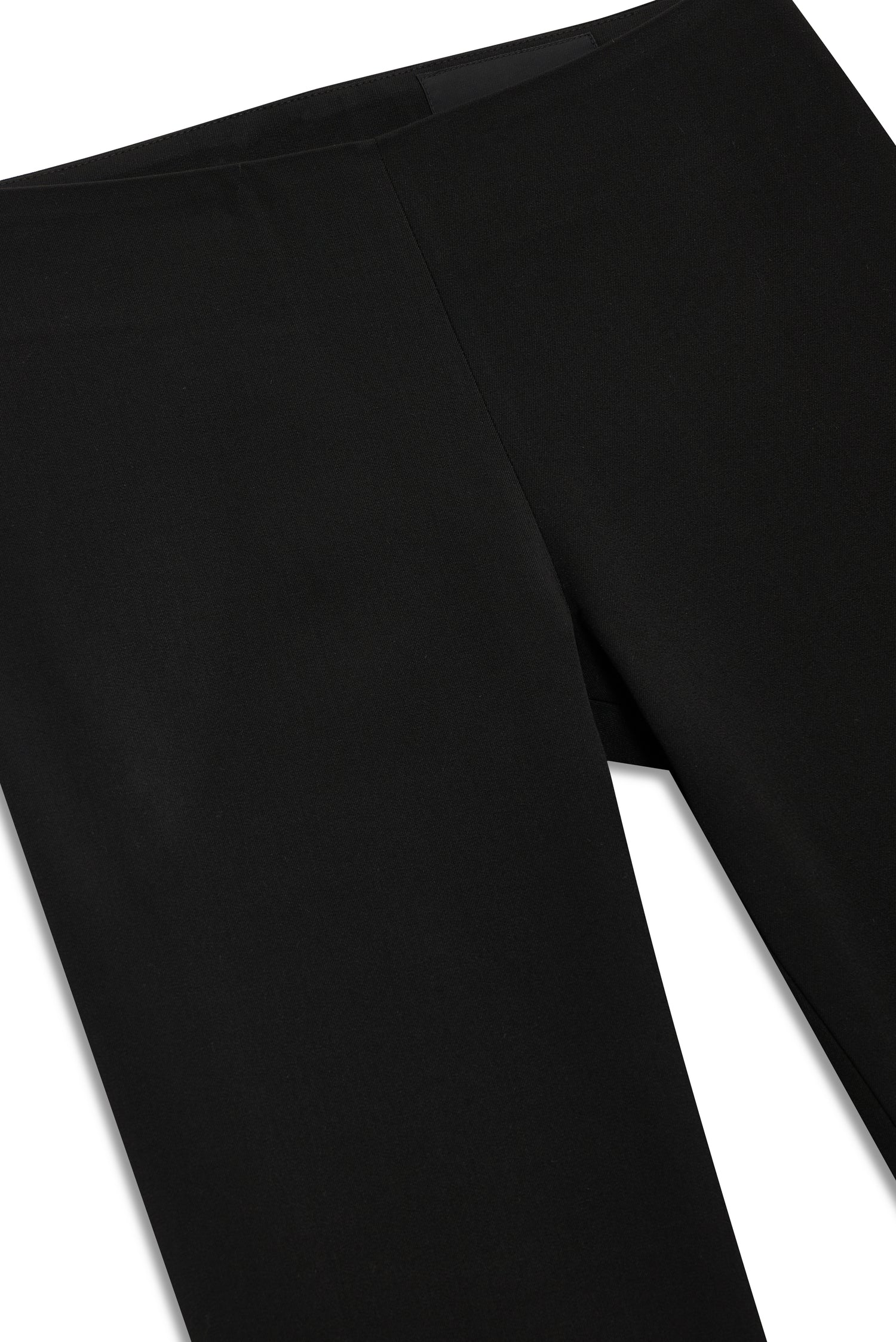 THE EXECUTIVE PANT