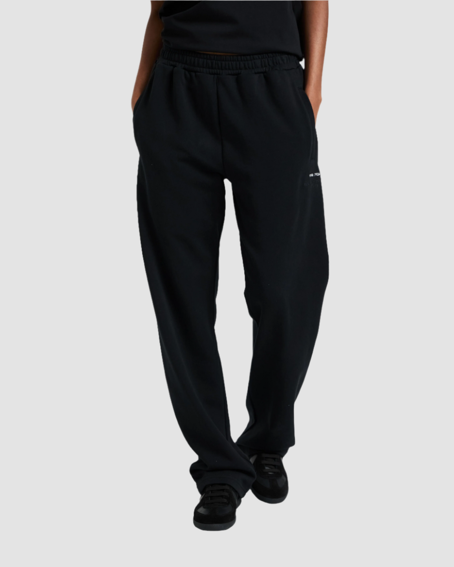 FIFA 1904 STACKED SWEATPANTS - RUE SAINT HONORÉ
