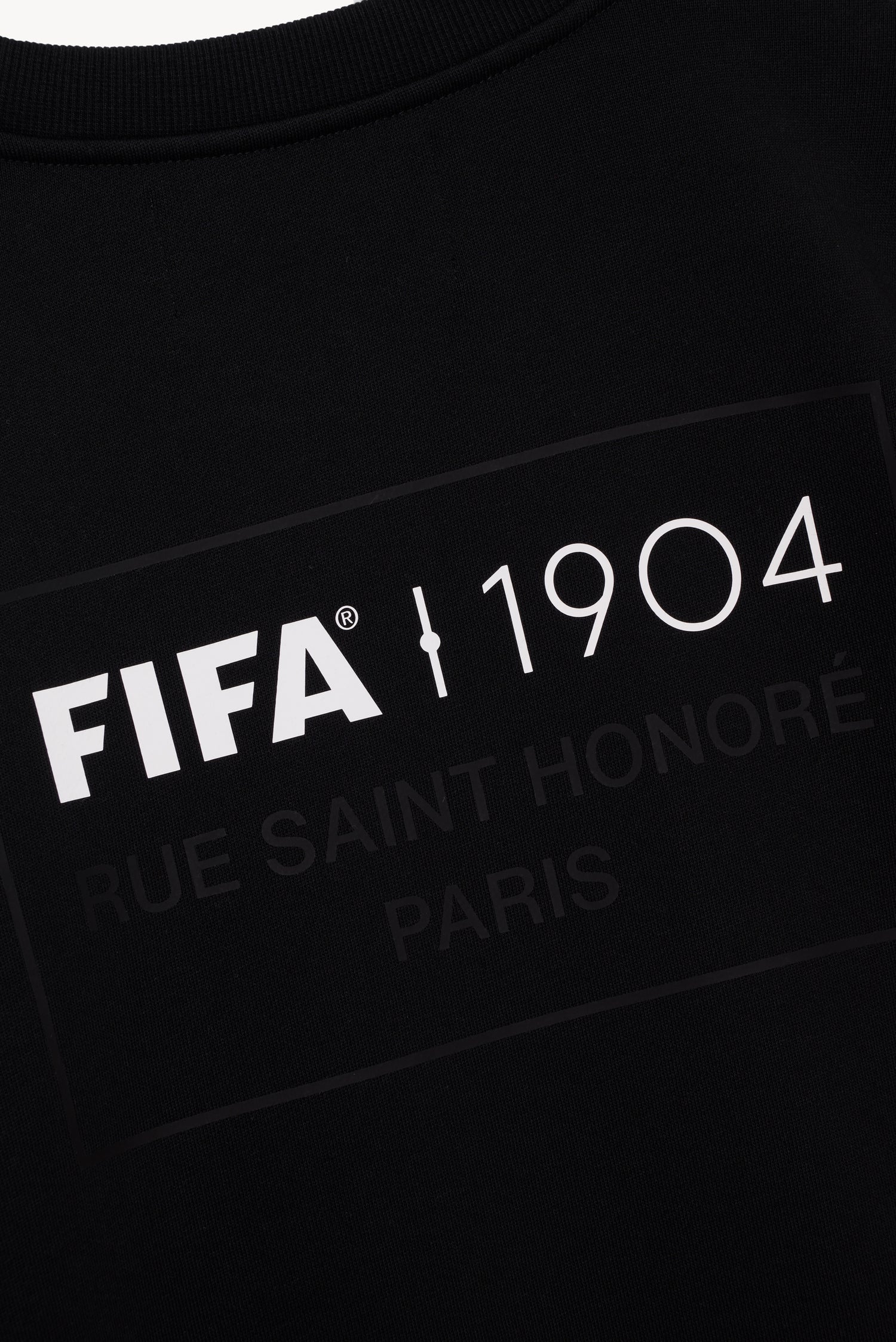 FIFA 1904 SQUARE CREWNECK